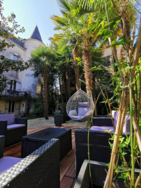 Hotels in Roquefort
